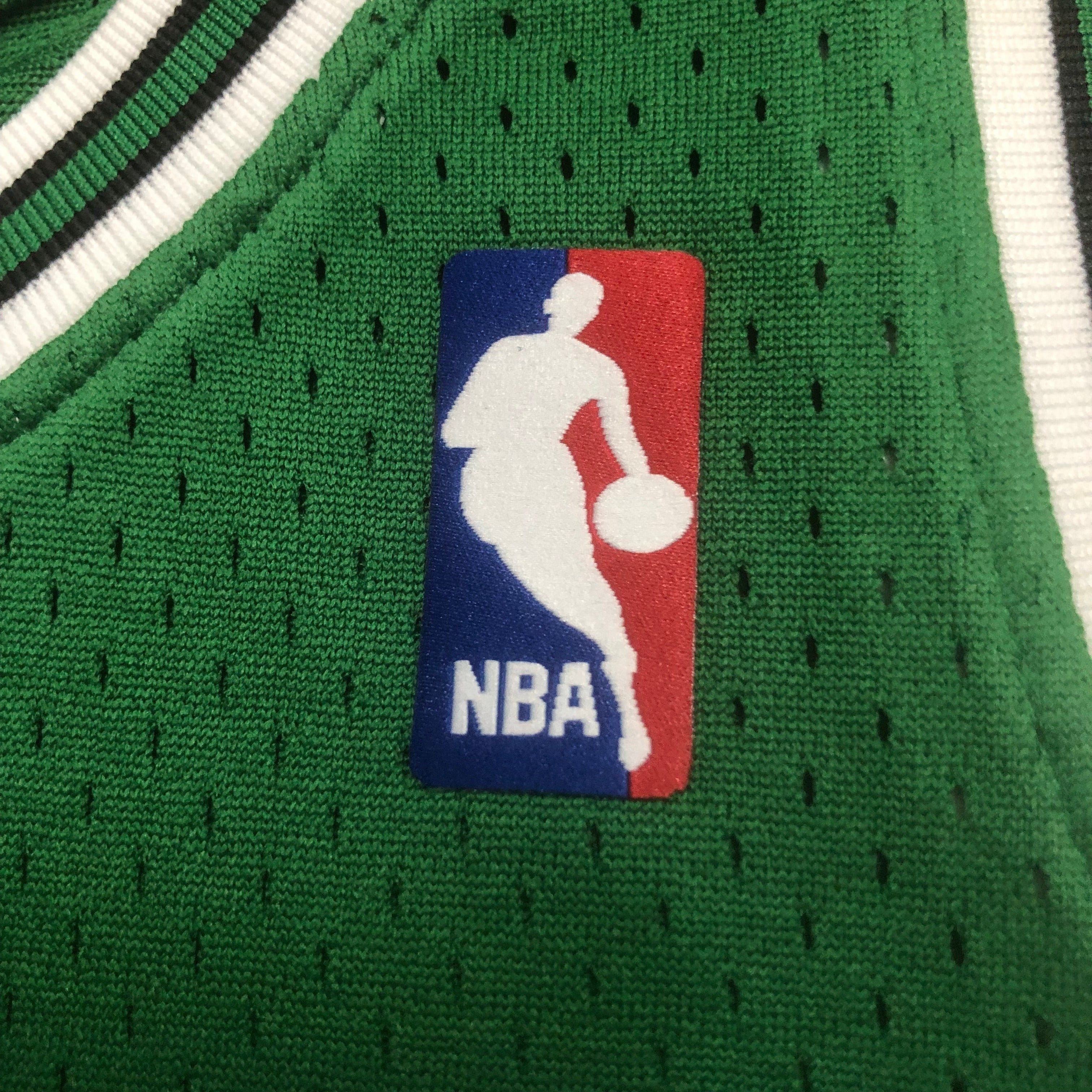 CHI Bulls Green Rose Edition