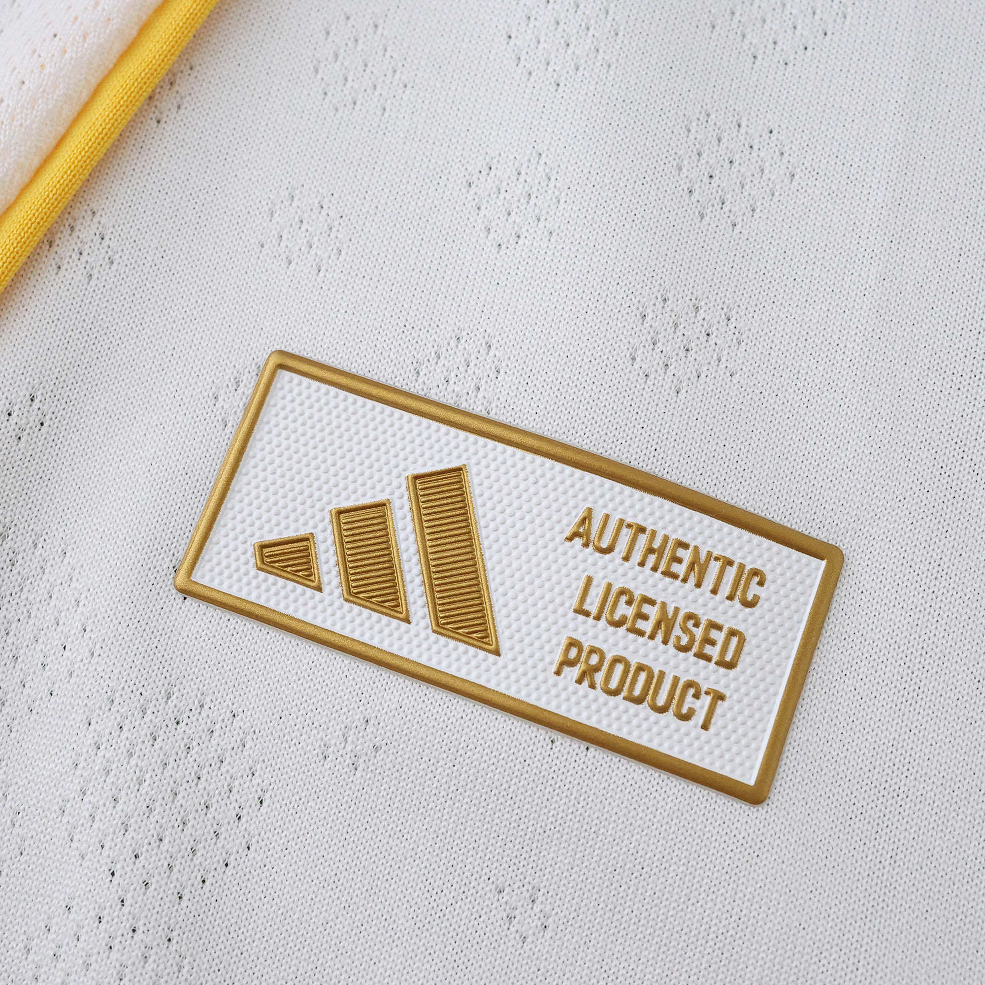 Real Madrid 2025/26 Local Versión Jugador