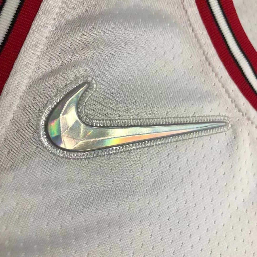 CHI Bulls Jersey White Icon