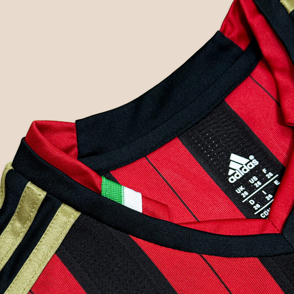 AC Milan 2013/14 Local para Niños