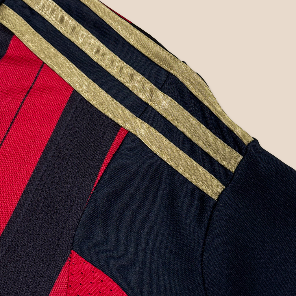 AC Milan 2013/14 Local para Niños