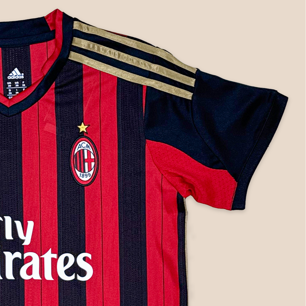 AC Milan 2013/14 Local para Niños