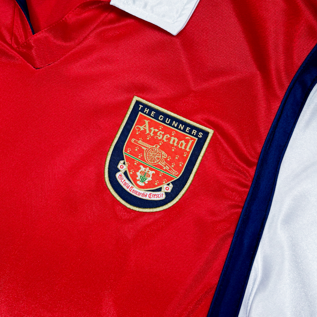 Arsenal 1999/00 Local