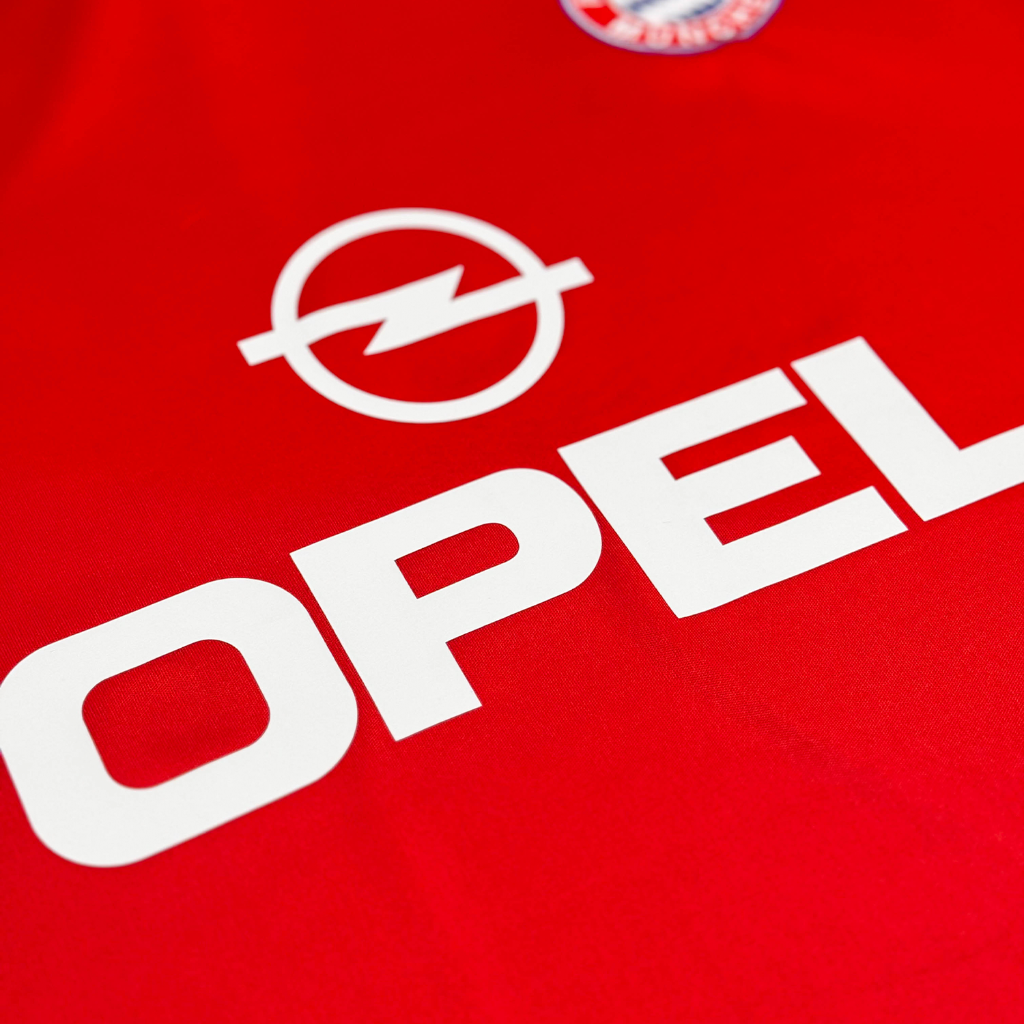 Bayern Munich 1999/01 Local